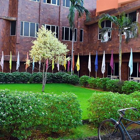 Hotel Triveni Balangir Exterior photo